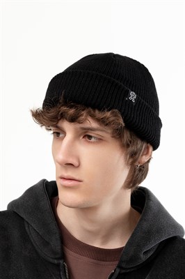 Шапка БОРДШОП1 Бини черный