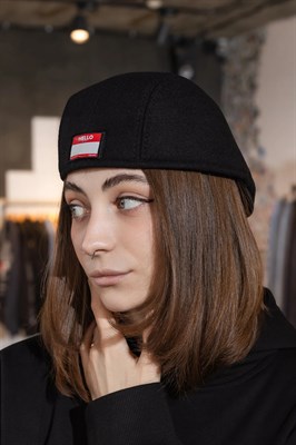 Берет Бордшоп#1 Hello черный